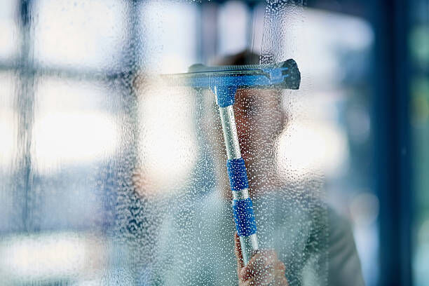 Window & Glass Cleaning